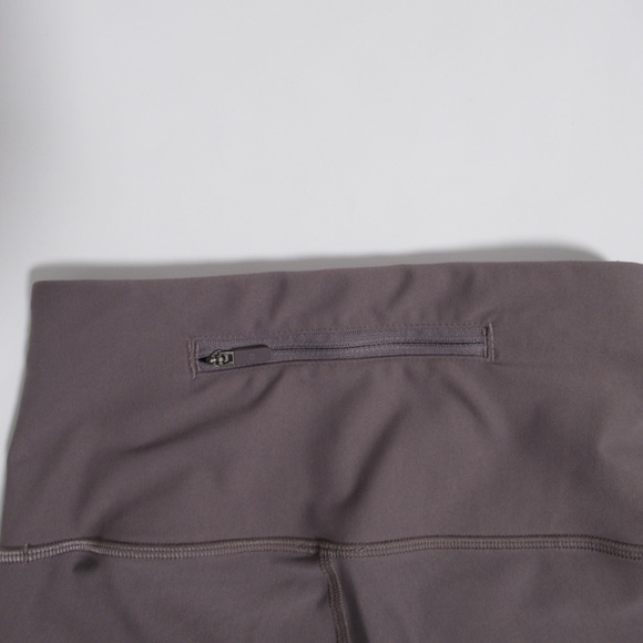 Lululemon Zoned In Tight *27" Lunar Rock Size 4 Breathable Tight Senseknit - Picture 10 of 12